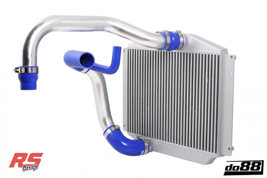 Do88 94-98 Volvo 850 Turbo (63mm Throttle) BigPack Intercooler Kit w/Black Hoses