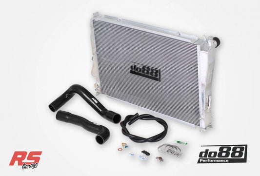 Do88 00-06 BMW M3 (E46) Aluminum Radiator w/Black Hoses