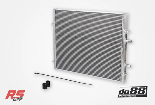 Do88 19-20 BMW M2 Comp (F87)/15-20 BMW M3/M4 (F8X) Radiator for Front Mount Intercooler