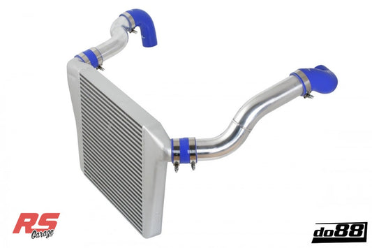 Do88 81-98 Volvo 740/940 Turbo (63mm Throttle) BigPack Intercooler Kit w/Black Hoses