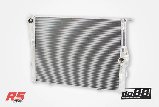 Do88 07-13 BMW M3 (E90/E92/E93) Aluminum Radiator